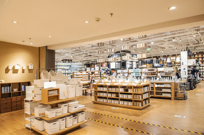 社區(qū)里的萬能寶庫 日用品店的日常與溫暖